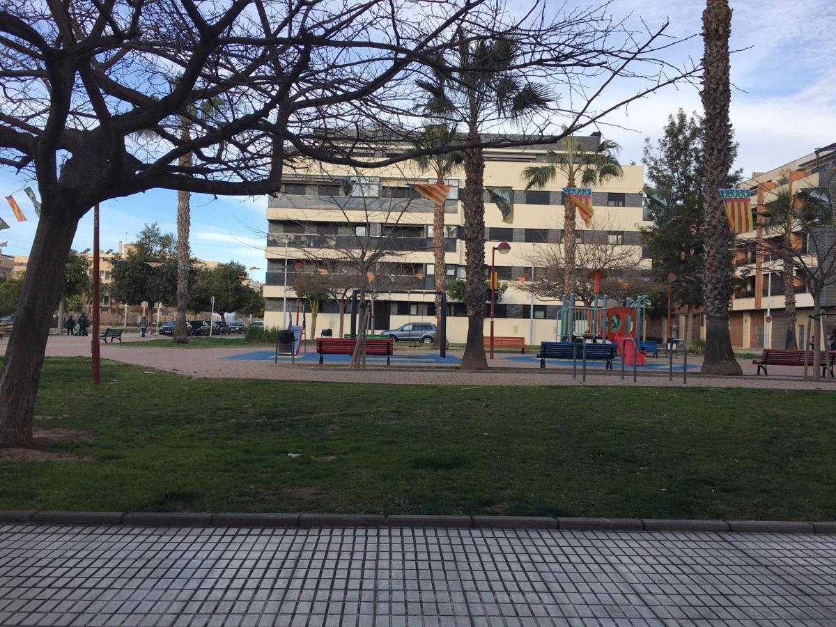 Modern & Sunny Apartment Near Valencia Paiporta Eksteriør bilde
