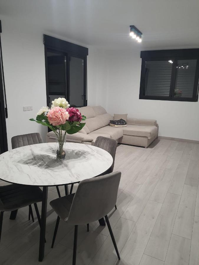 Modern & Sunny Apartment Near Valencia Paiporta Eksteriør bilde